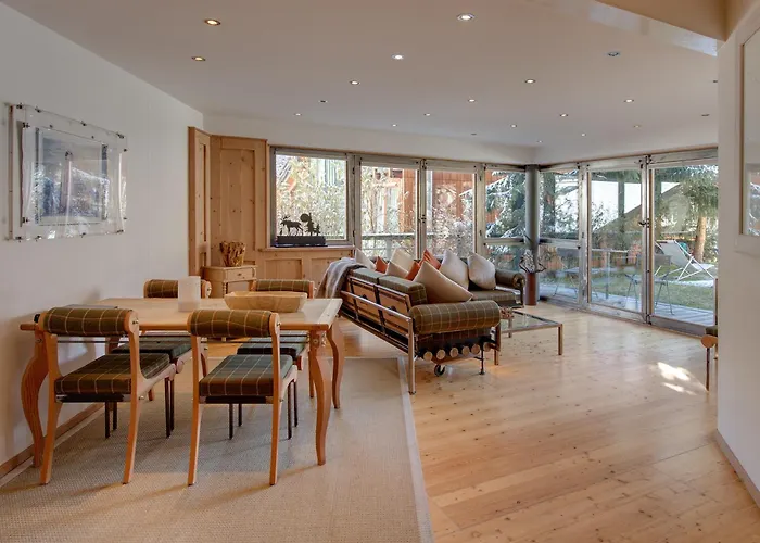 Hotel Backstage Serviced