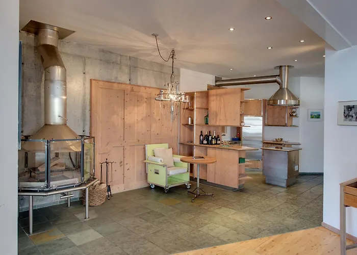 Backstage Serviced Szálloda