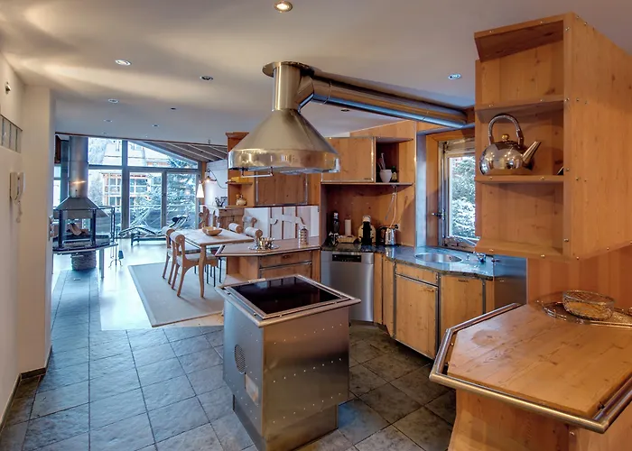 Hotel Backstage Serviced