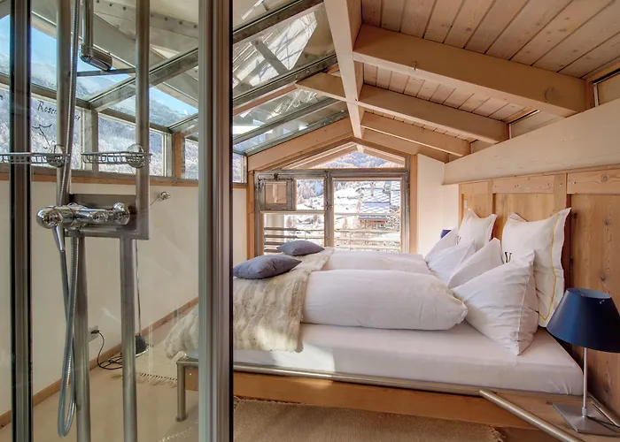 バックステージ